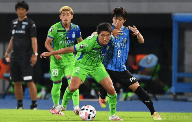 关于横滨水手客场大胜神户胜利船，轻松晋级的信息